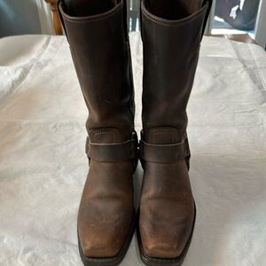 Frye women’s 12 inch harness boots size 7.5.